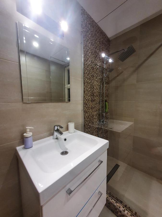 Charming Studio With City View Bukarest Exterior foto